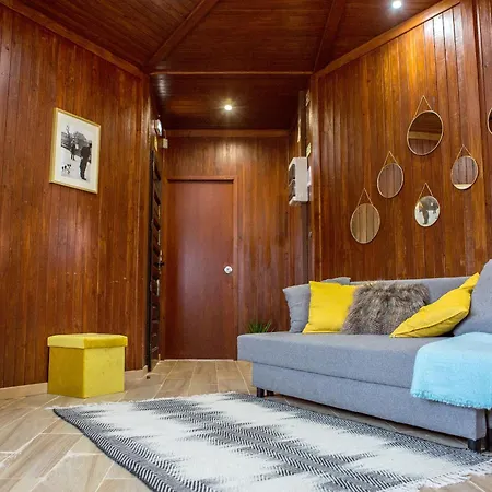 בית נופש Ymca Camp Alambre אזייתאו