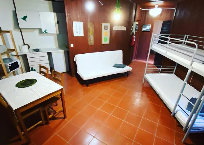 Ymca Camp Alambre * אזייתאו